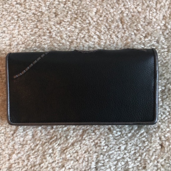 New Brighton black leather silver heart swirl large wallet credit card - Picture 4 of 9